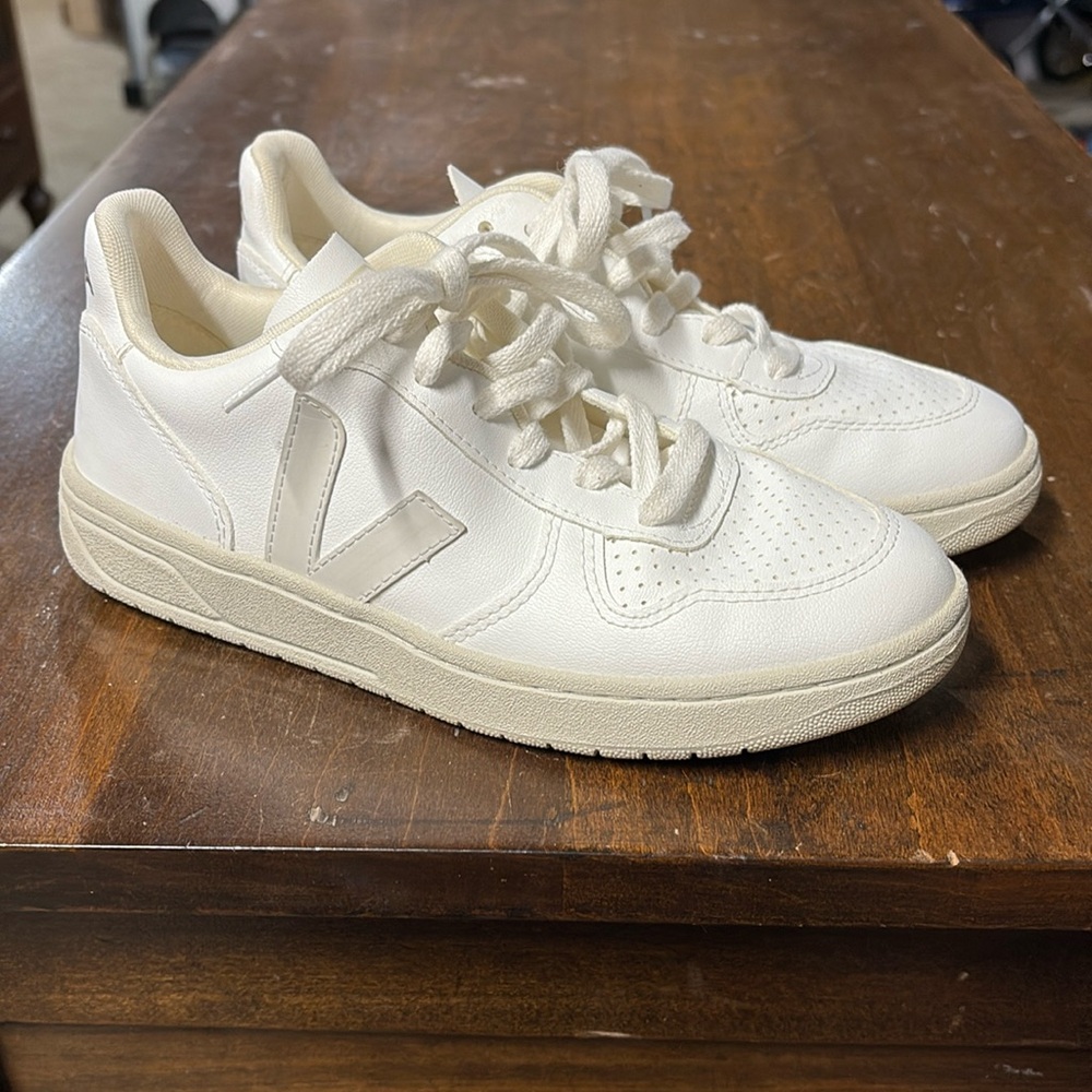 Veja Leather Sneakers